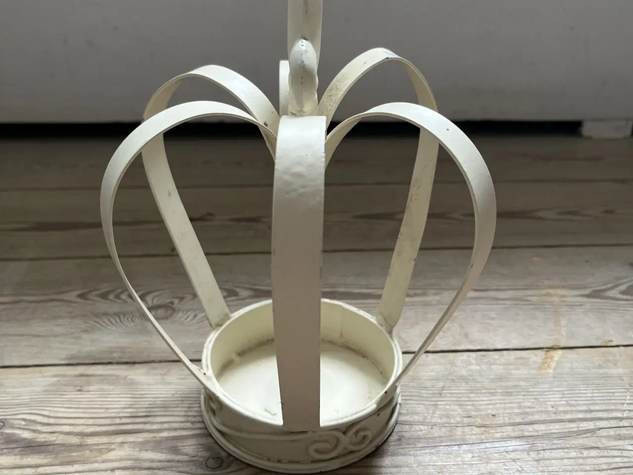 Billede 2 - Kongekrone lysestage i metal