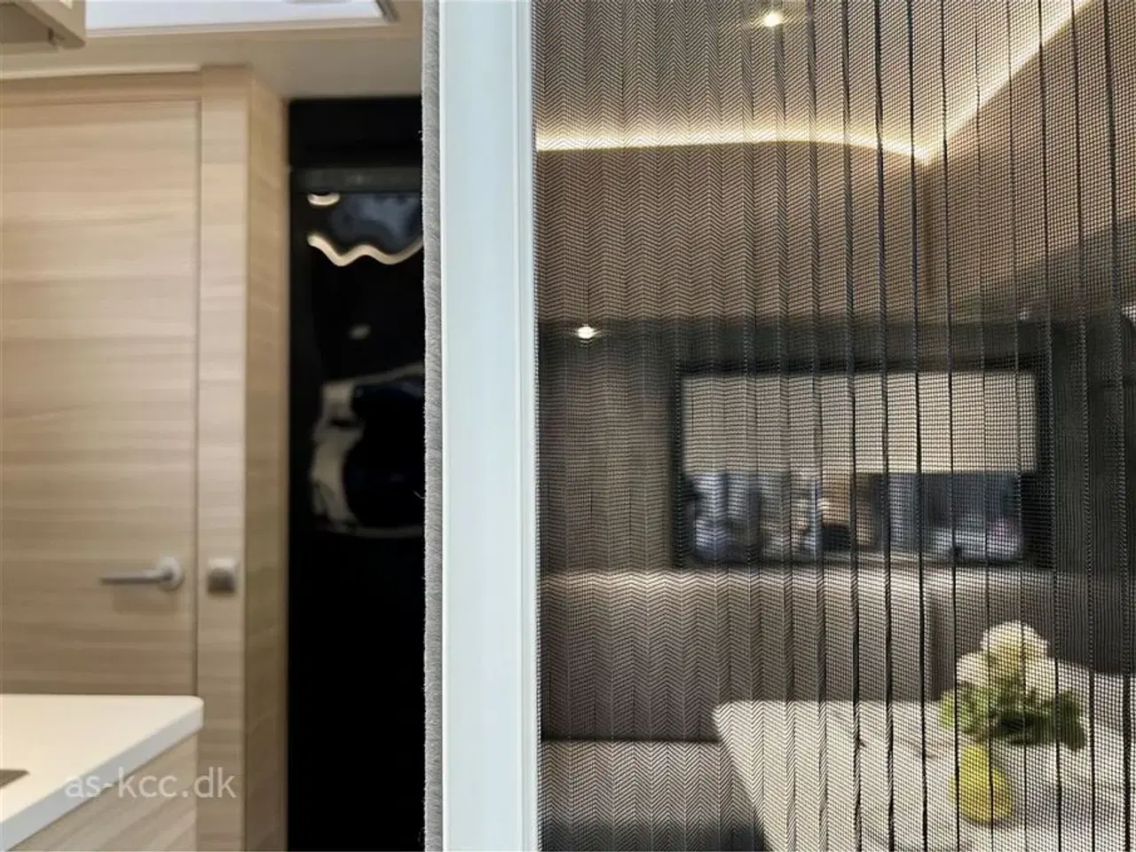 Billede 11 - 2025 - Adria Altea 502 UL Kampagne   Adria Altea 502 UL årg. 2025 5 Sovepladser, 4 Siddepladser 60 Selection jubilæumsmodel  med meget udstyr.