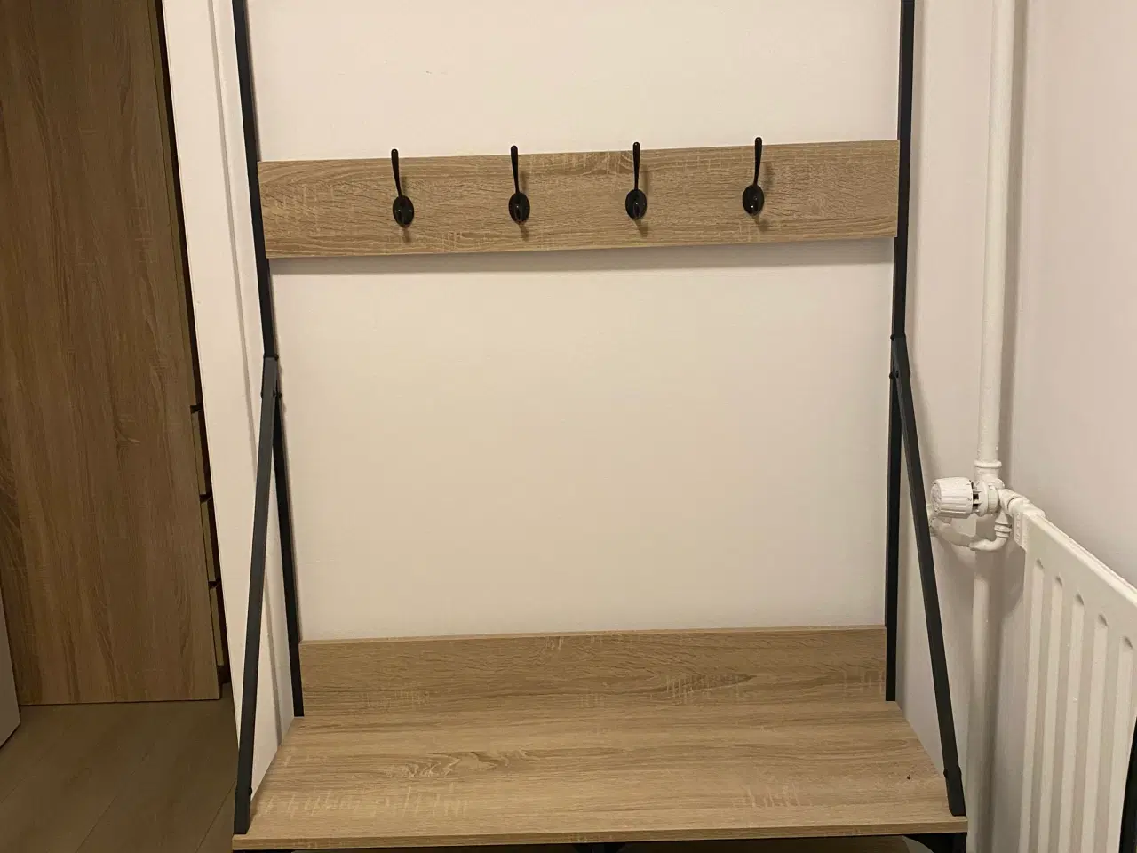 Billede 2 - Garderobestativ med skoopbevaring