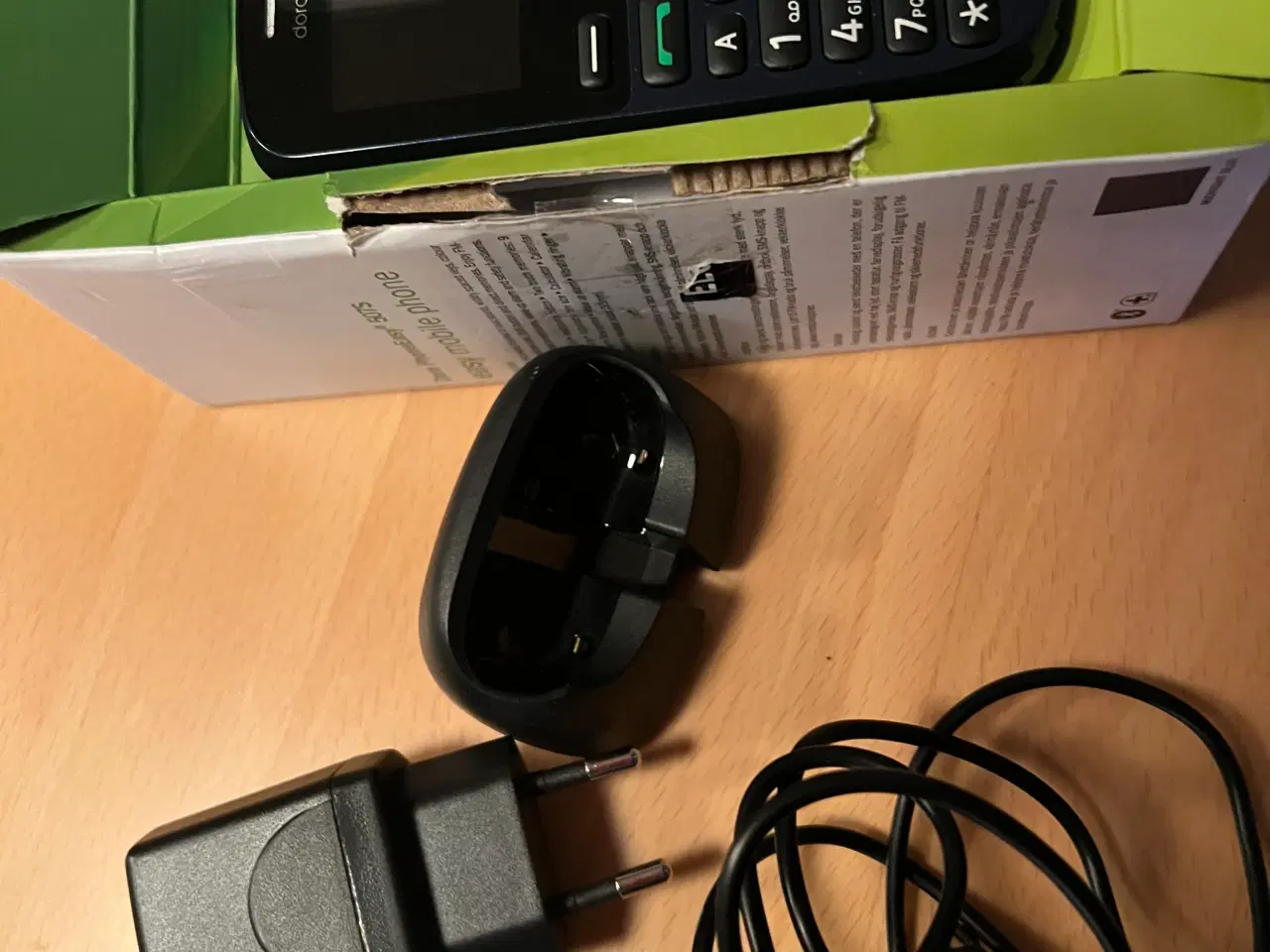 Billede 1 - Doro senior mobil telefon