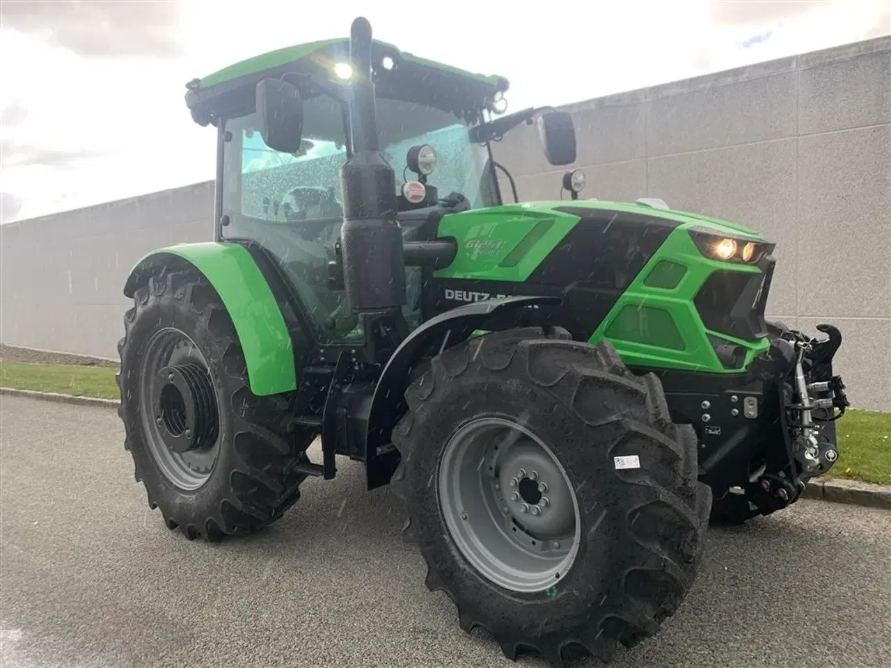 Billede 1 - Deutz-Fahr Agrotron 6125C RV-Shift med 20x16 PowerShift og krybegear