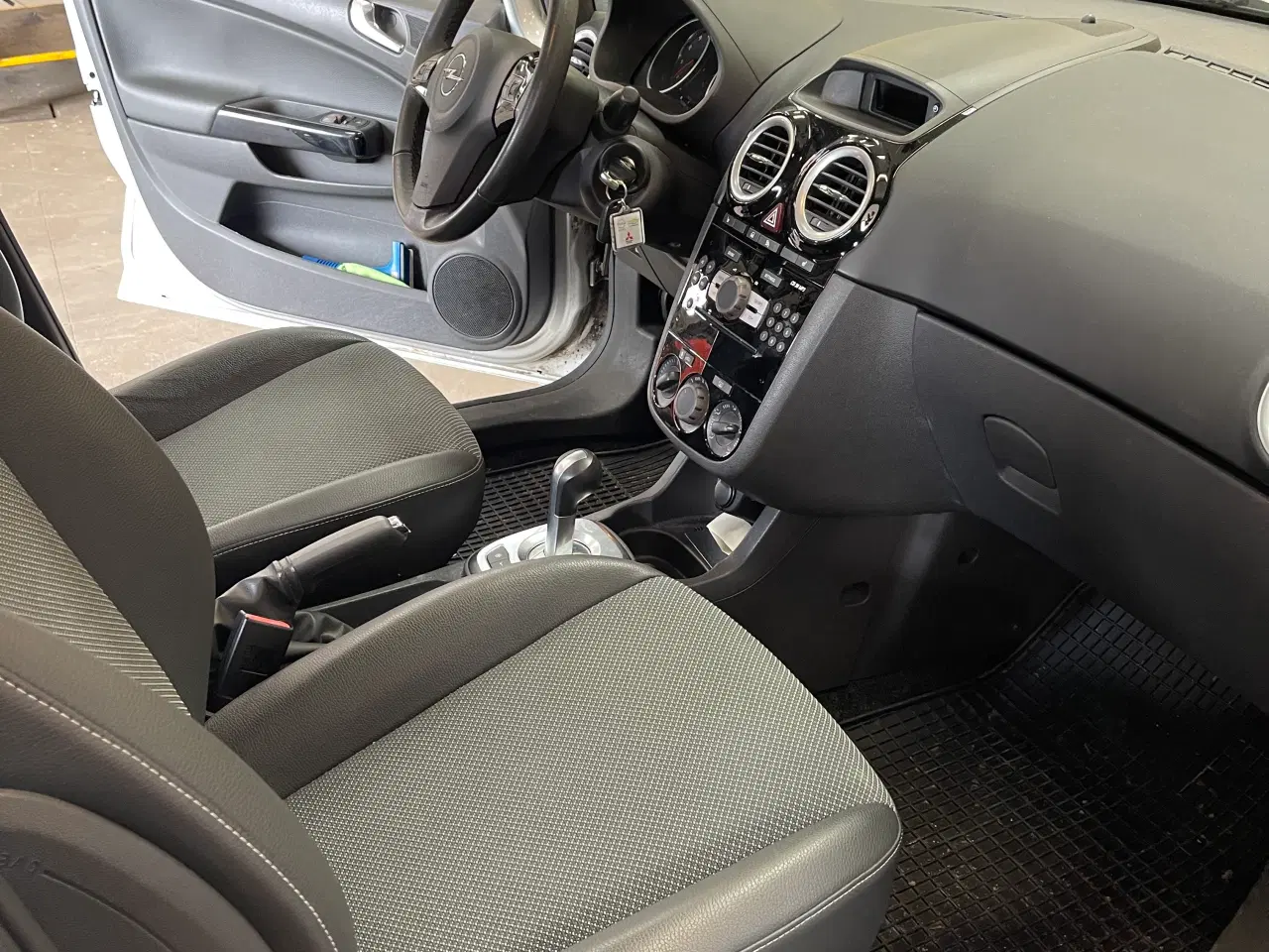 Billede 6 - 1 Ejers Opel Corsa Automatik