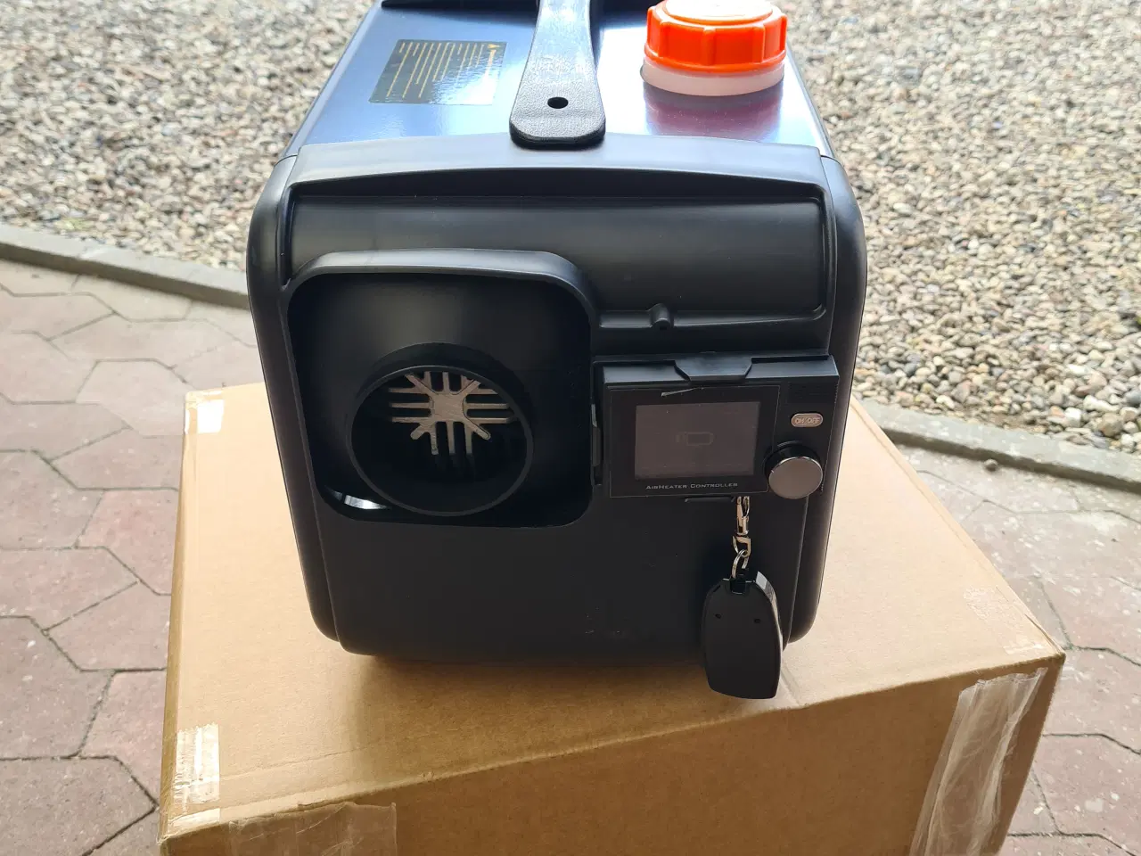 Billede 7 - Dieselvarmer Sunster 12volt/24volt/230volt med blu