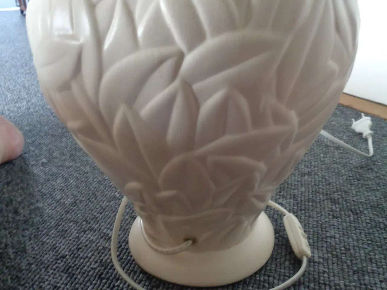 Billede 3 - Bordlampe med skærm 