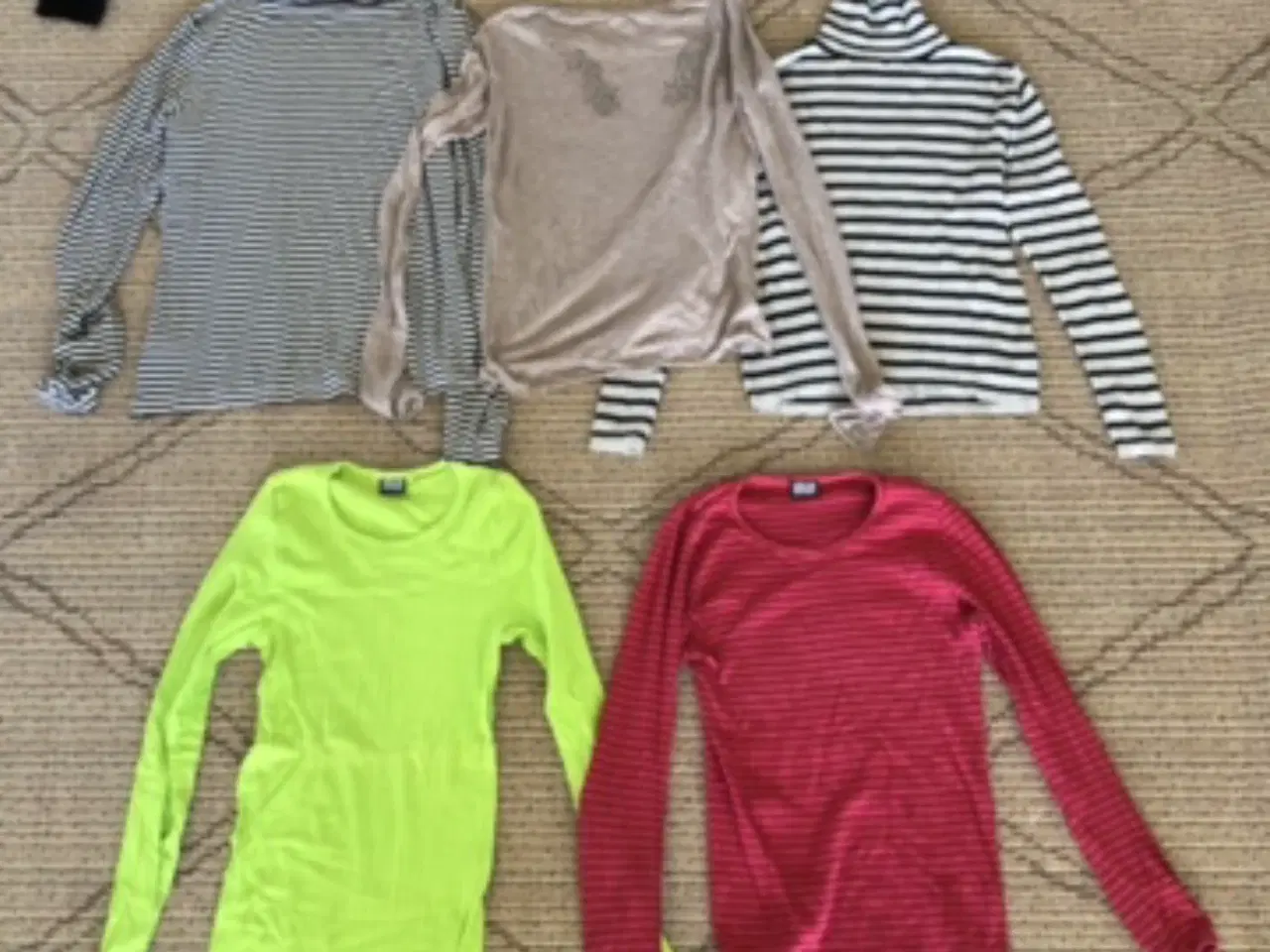Billede 3 - Tøj