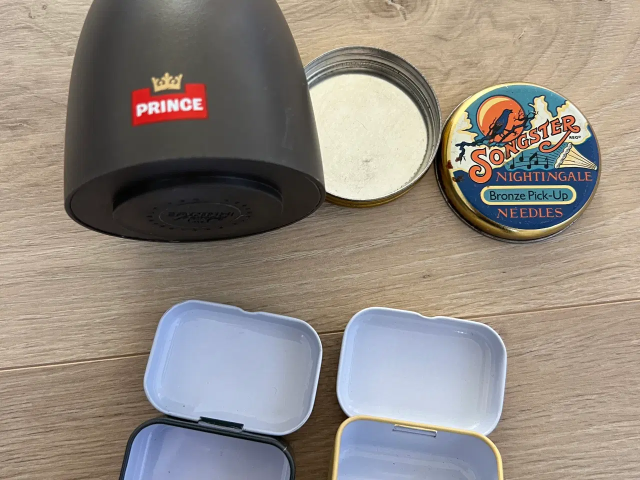 Billede 2 - Prince askebæger,nåleæske og mint box