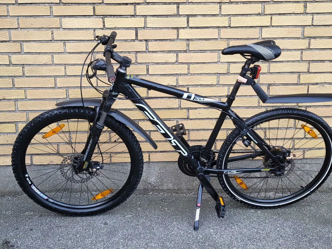 Billede 1 - Herre/ Drengecykel FELT