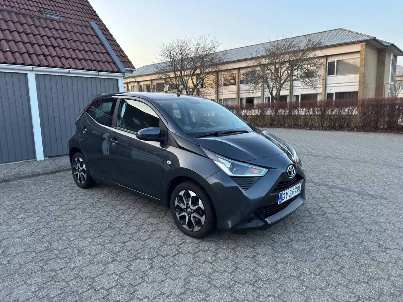 Billede 3 - Toyota Aygo 1,0 VVT-i x-plore x-shift