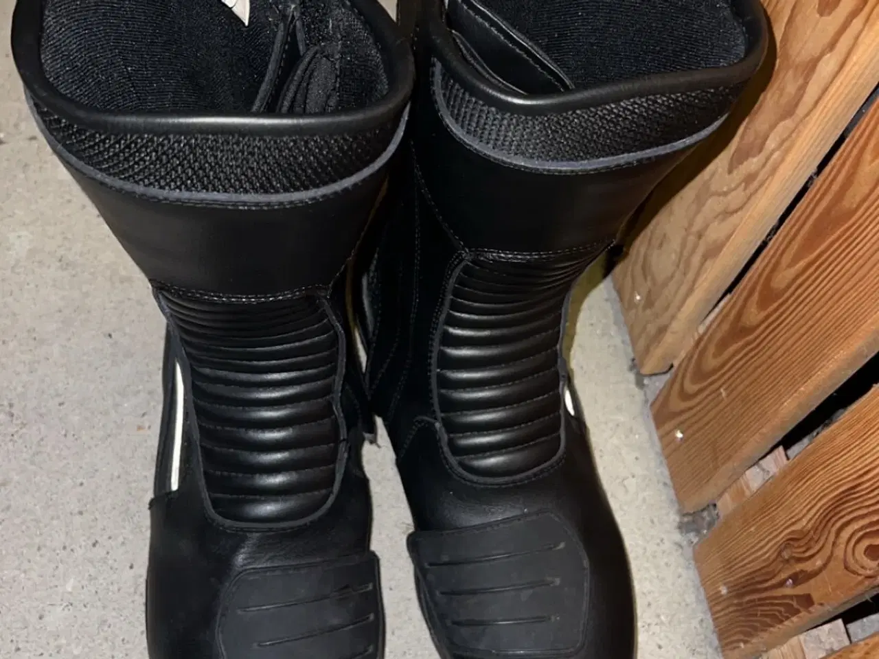Billede 2 - Mc støvler