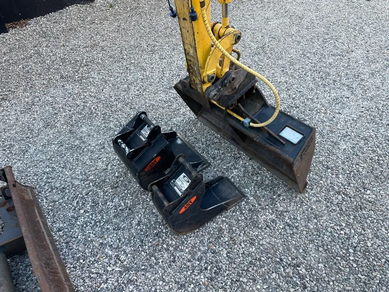 Billede 4 - Komatsu PC16 minigraver Kun 975 timer 