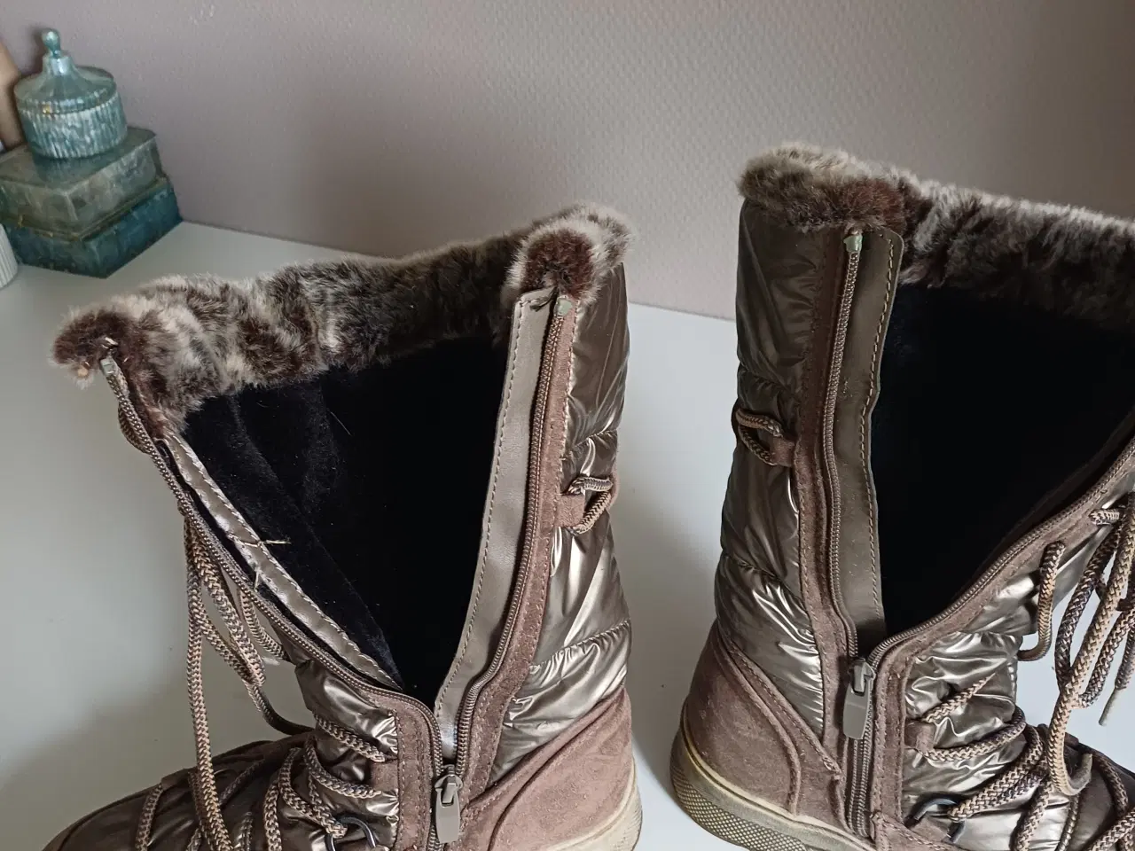 Billede 5 - Brune vinterstøvler med lynlås