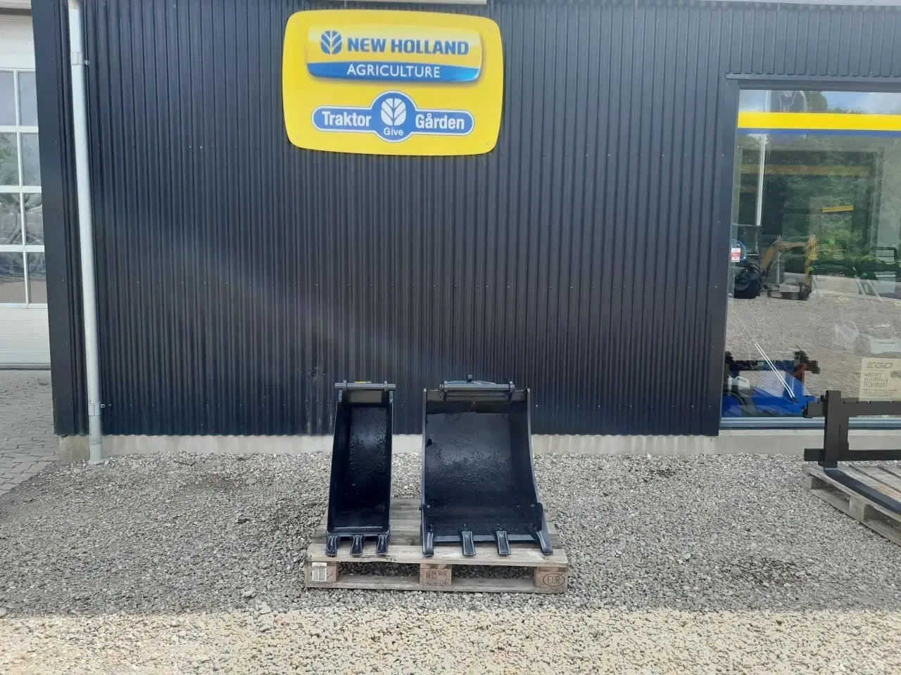 Billede 1 - New Holland GRAVSKOVL 60 CM VIBY