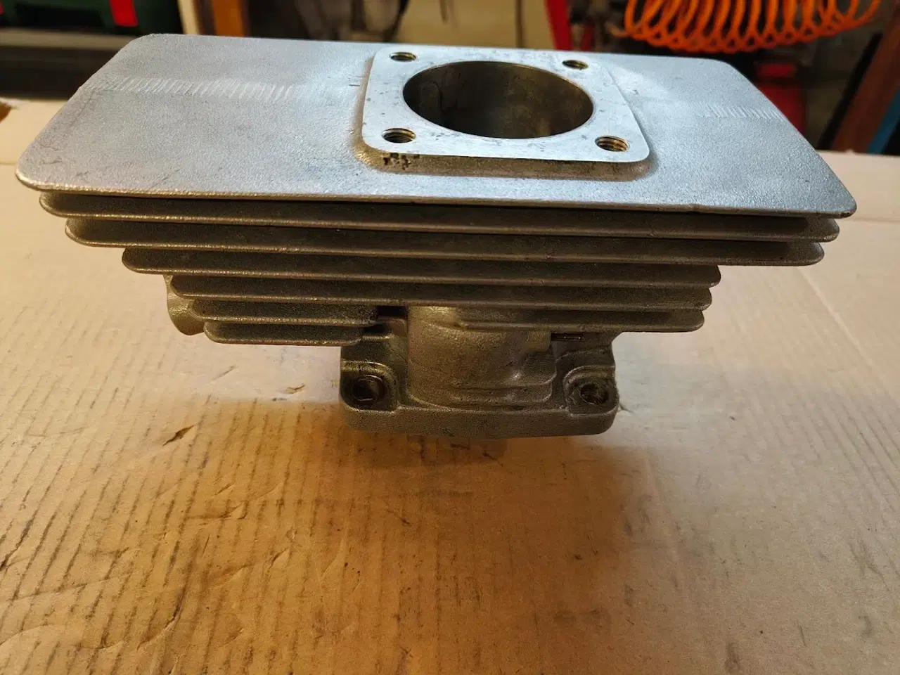 Billede 1 - Cylinder og stempel til suzuki gt 550