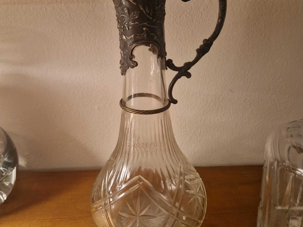 Billede 4 - Rigtig flotte og gamle karafler