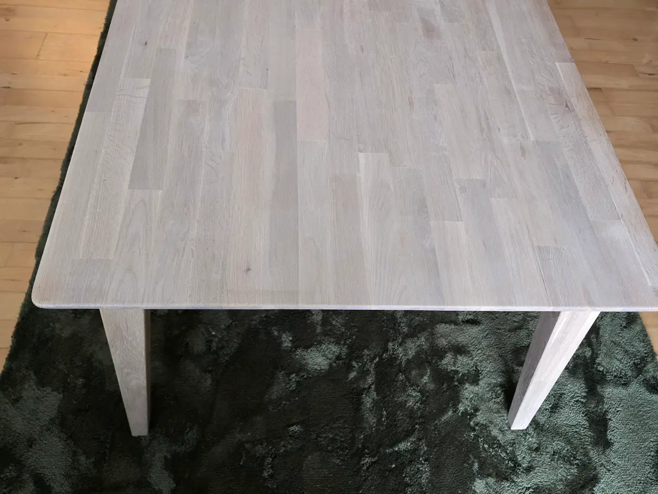 Billede 2 - Sofabord i massivt egetræ