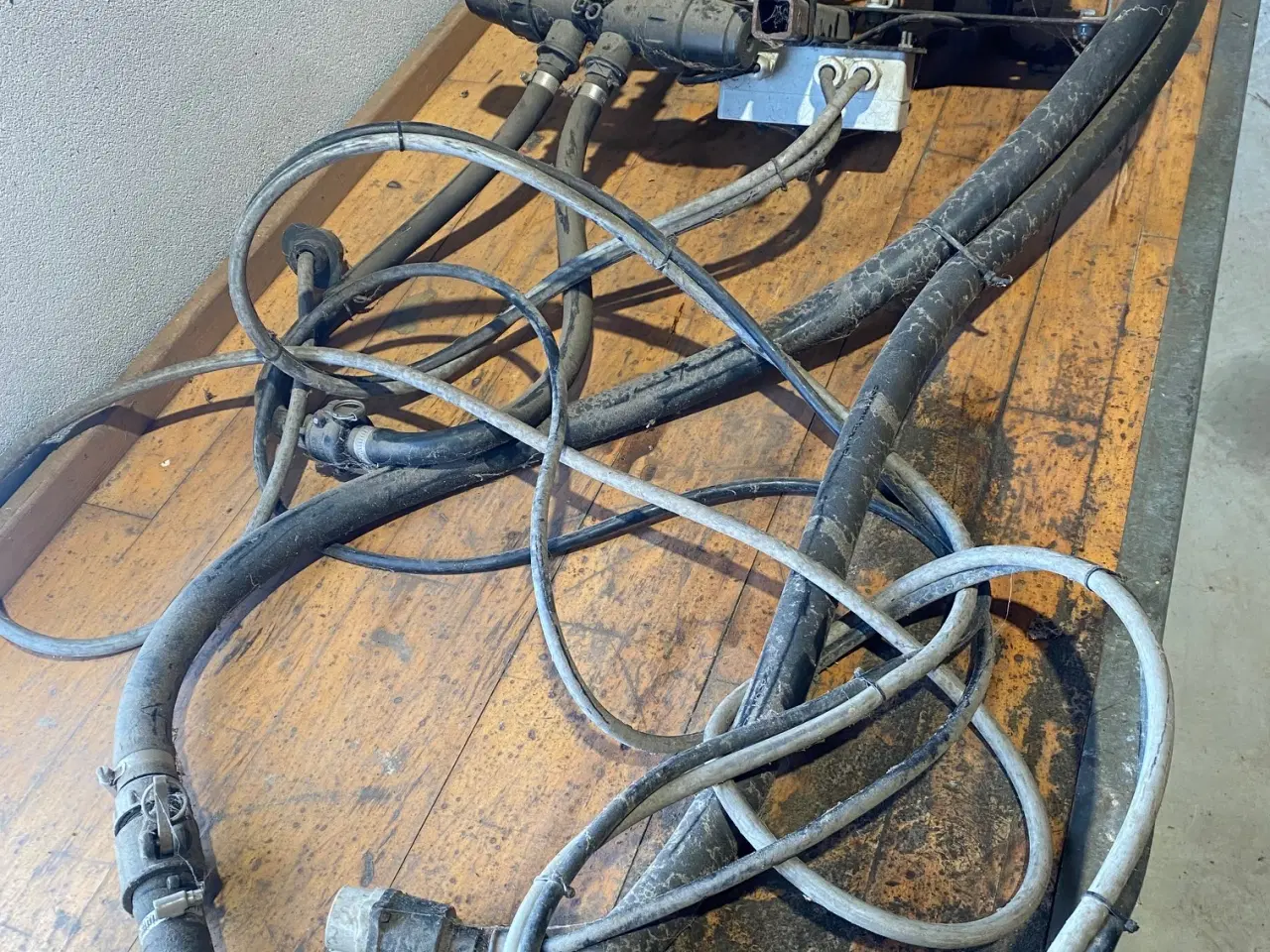 Billede 6 - 1.500 liter fronttank med udstyr