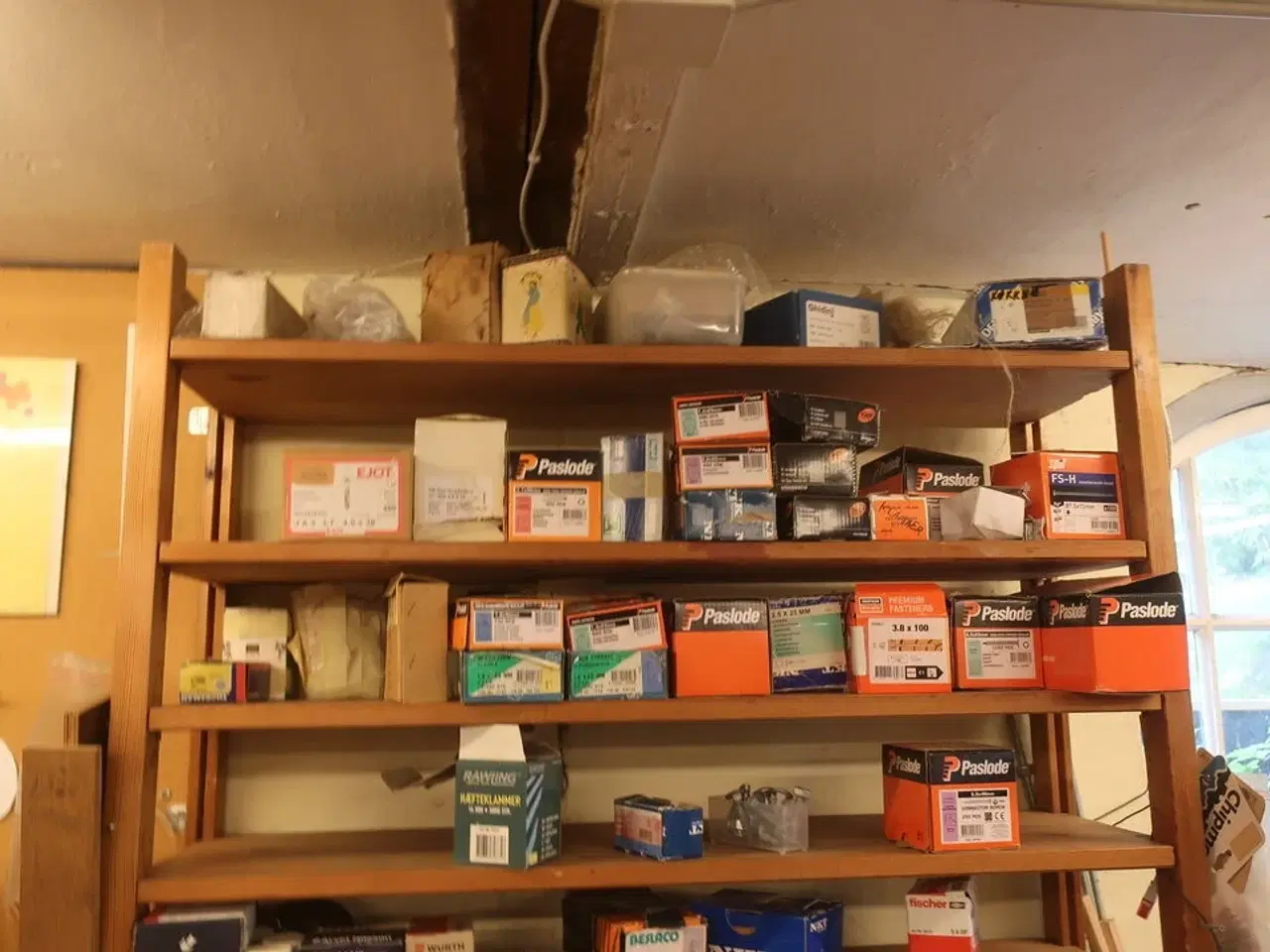 Billede 96 - Ryd hele værkstedet for løse dele