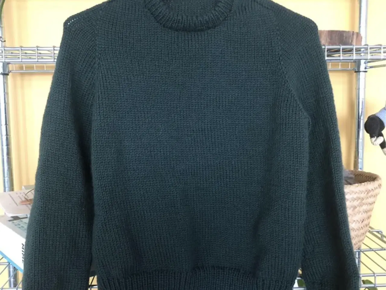 Billede 1 - Hjemmestrikket sweater