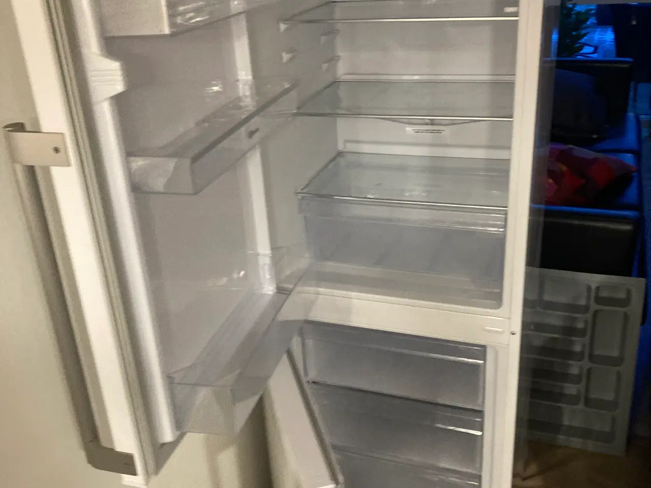 Billede 2 - Køle/fryseskab