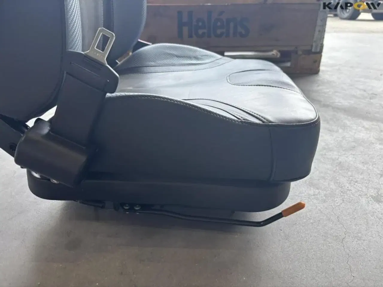Billede 11 - - - - Sæde med armlæn