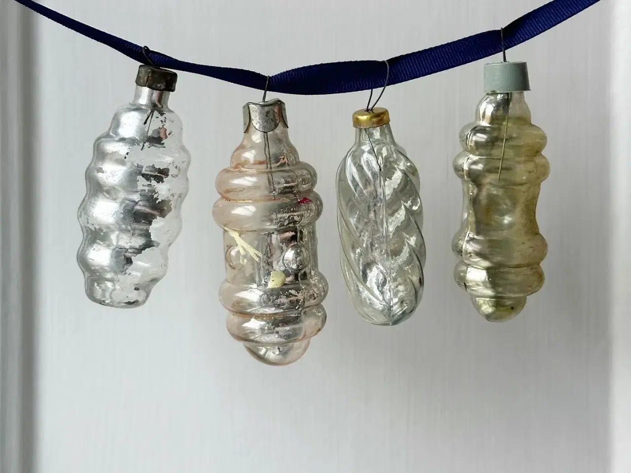 Billede 1 - Vintage julekugler, sølvlanterner, 4 stk samlet