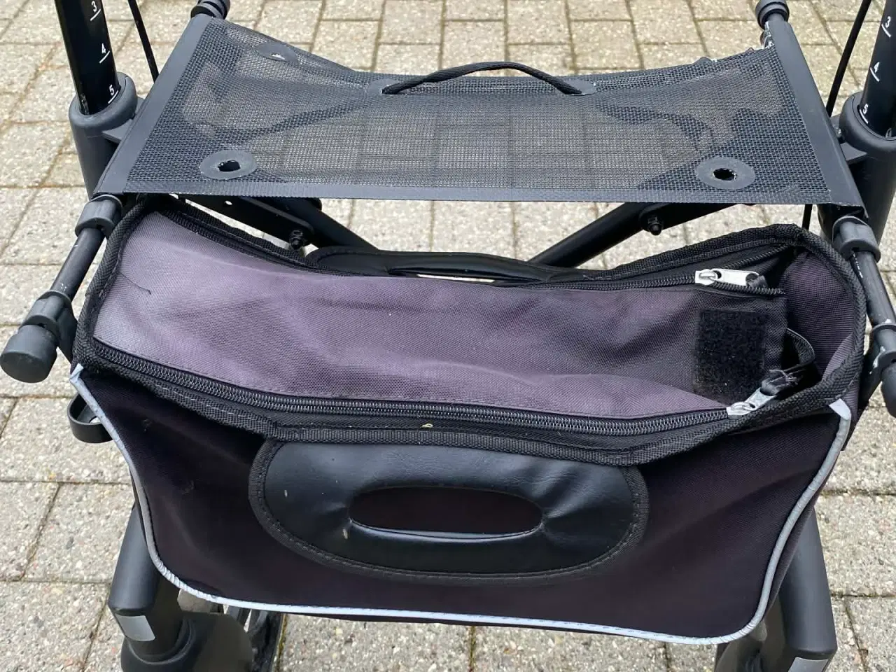 Billede 1 - Rollator søger nyt hjem