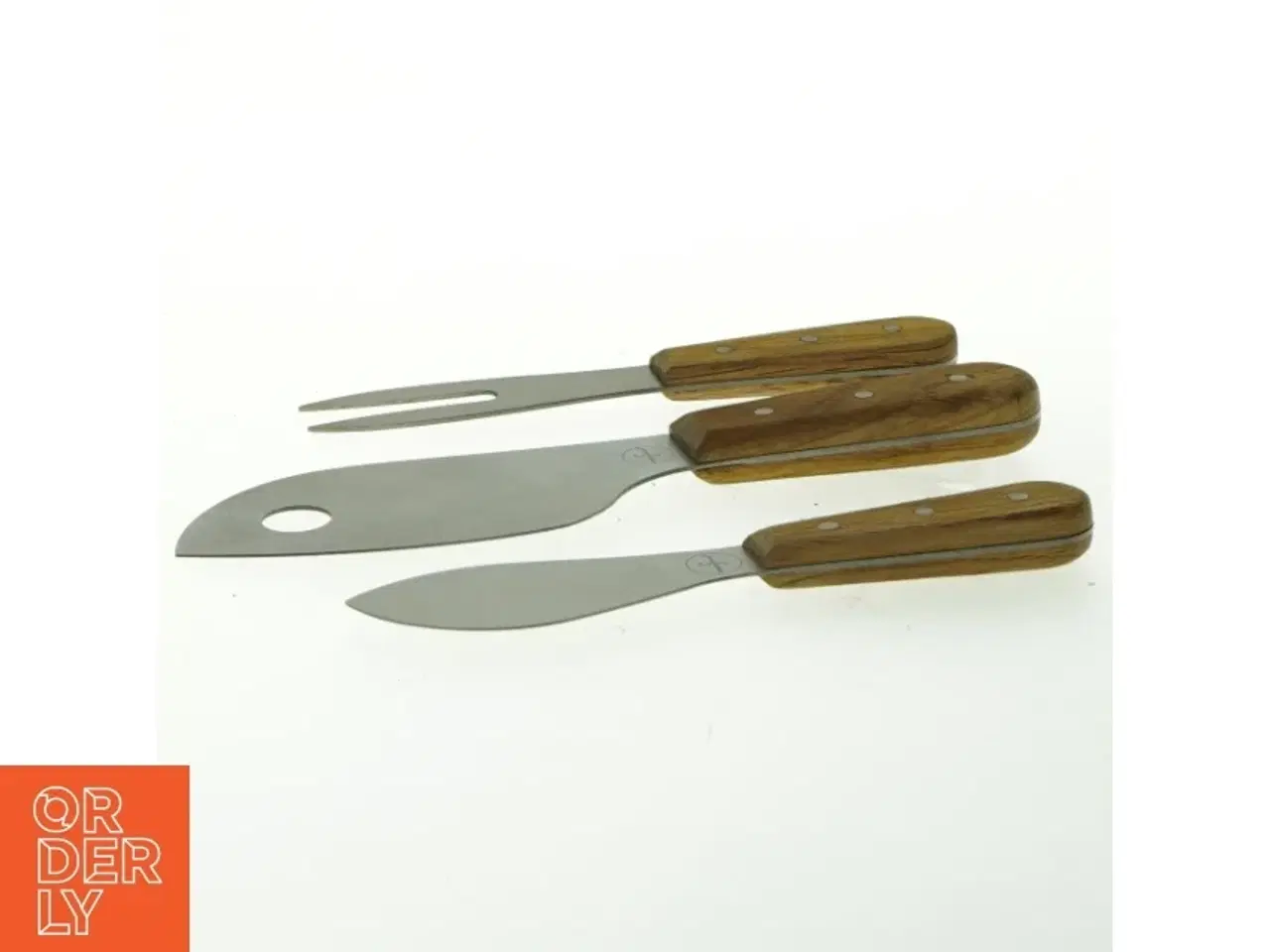 Billede 2 - Osteknivsæt fra Sagaform (str. 19x5 cm)