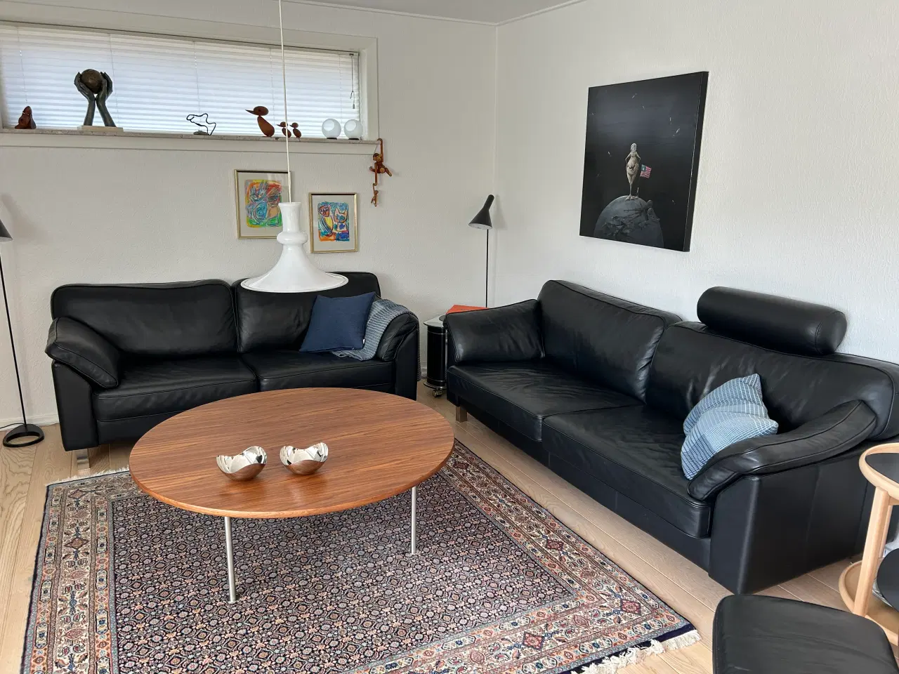 Billede 1 - Sofa i sort læder