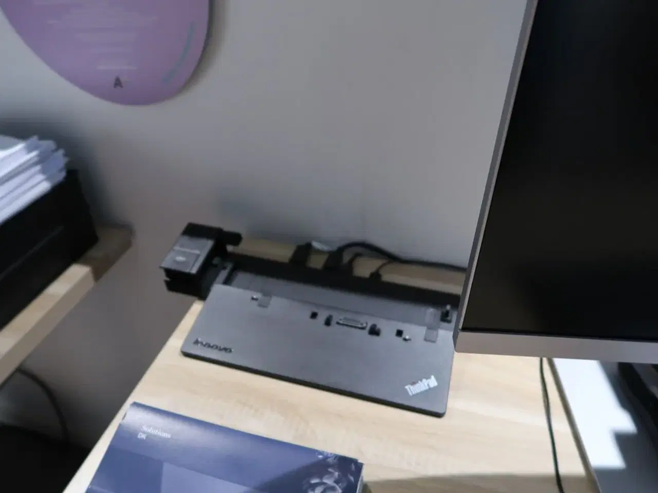 Billede 4 - 2 stk. computerskærme HP E234i med tastatur og dockingstation