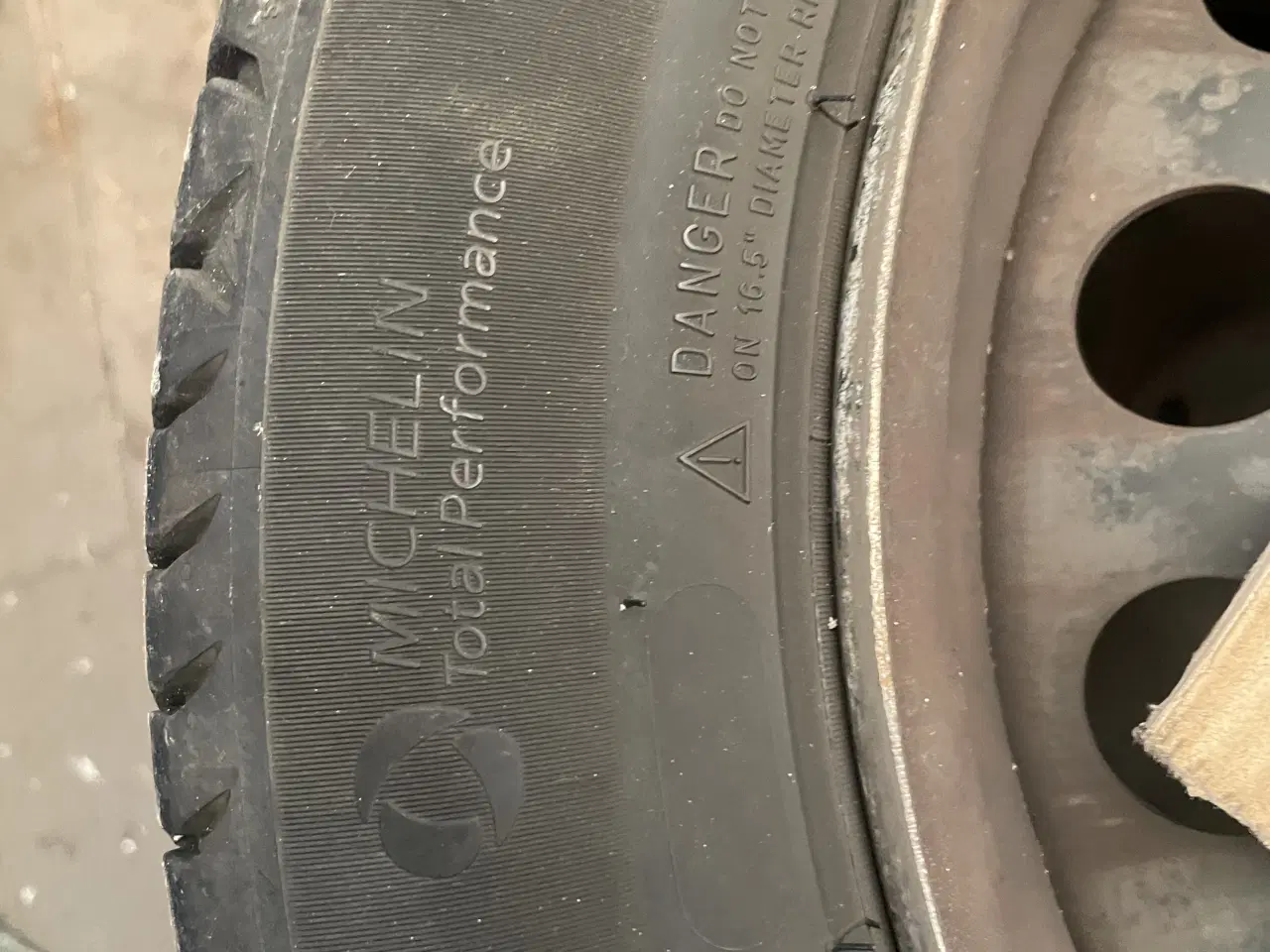 Billede 5 - 16” Sommerdæk på stålfælge 4x108