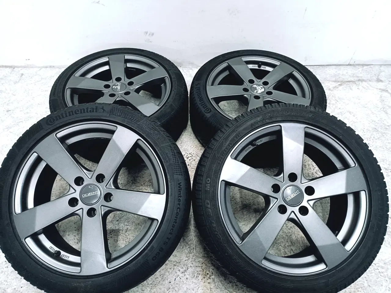 Billede 3 - 5x112 17" ET44 nav 66,6ø Dezent fælge inkl.TPMS