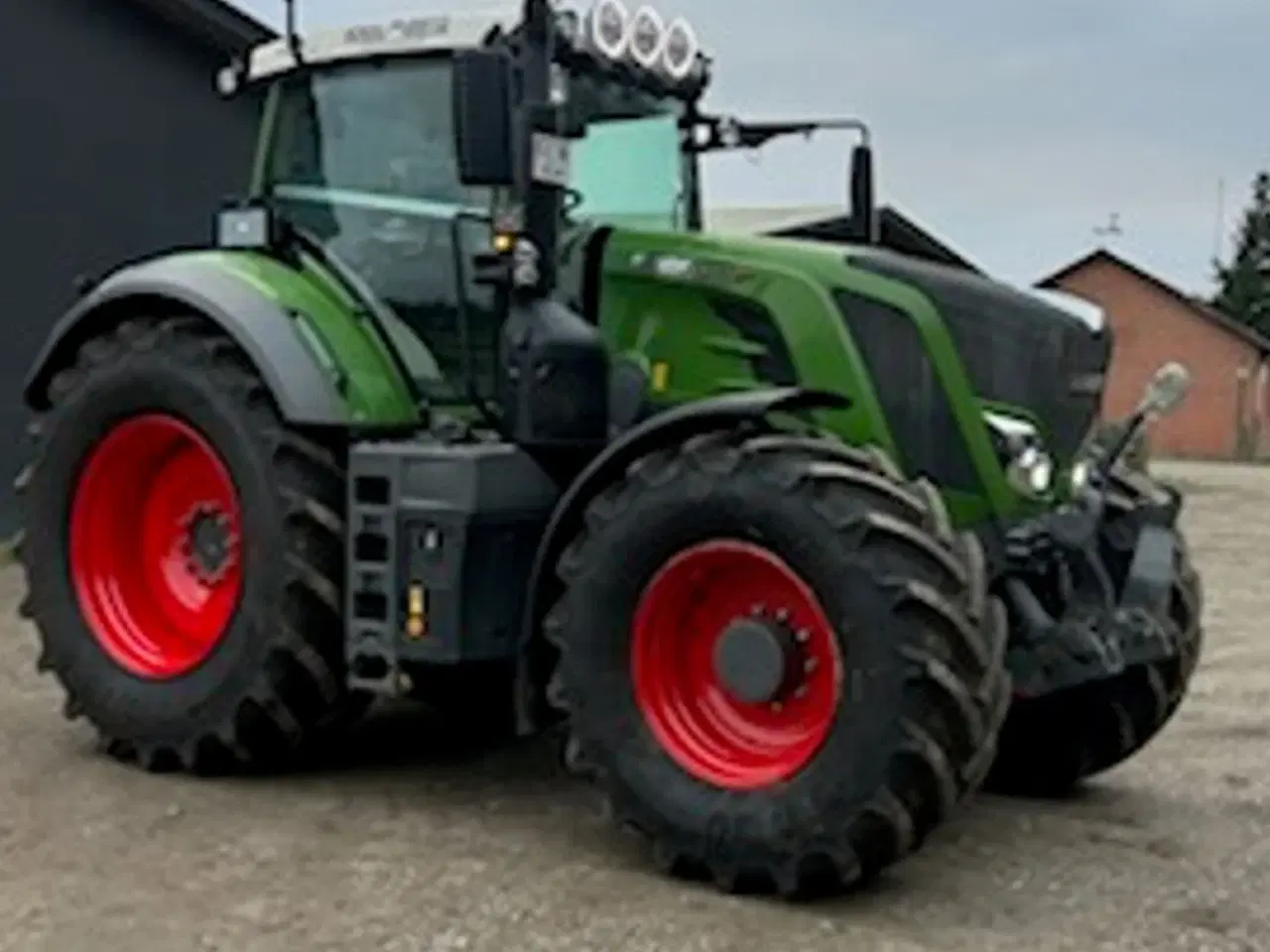 Billede 1 - Fendt 828 Vario Som NY traktor
