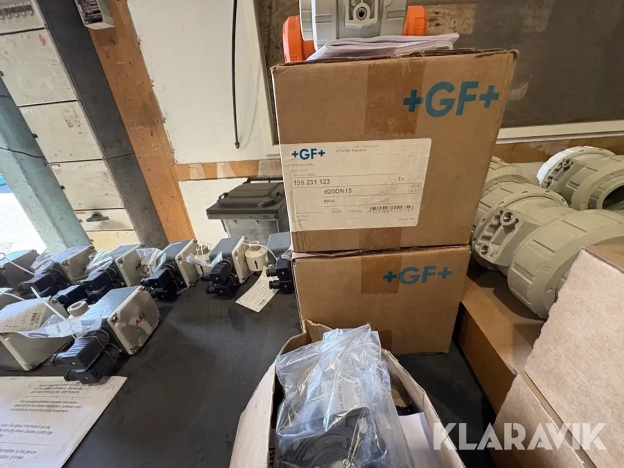 Billede 9 - Ventiler og rørskærere med mere diverse parti Lot