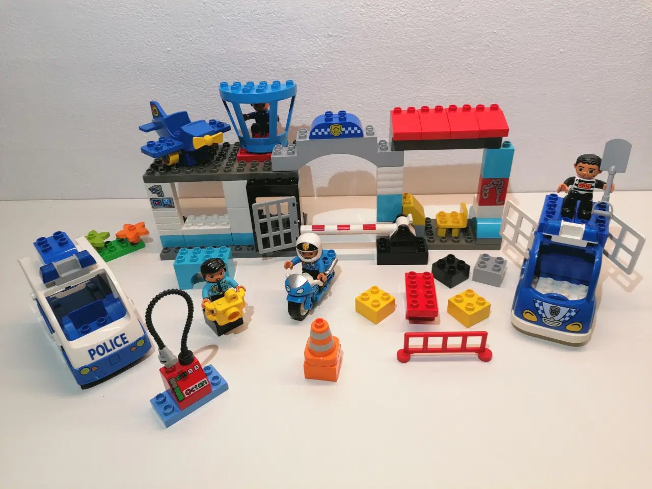 Billede 1 - Duplo Politi, Biler, Motorcykel, Mennesker