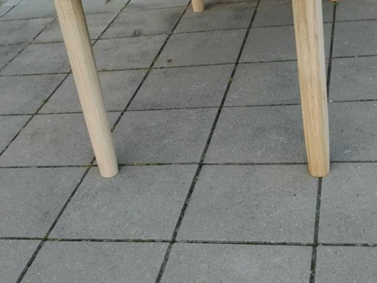 Billede 5 - Rund massiv egetræ spisebord med udtræk og 2 tillæ