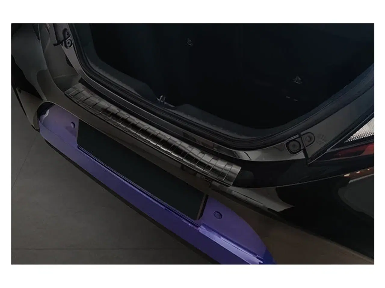 Billede 1 - Læssekantbeskytter Toyota Aygo X 2022- Sort