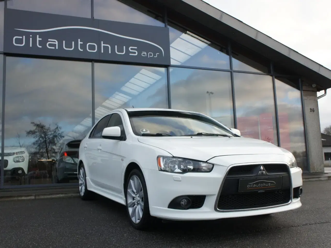 Billede 3 - Mitsubishi Lancer 1,8 Instyle SportBack