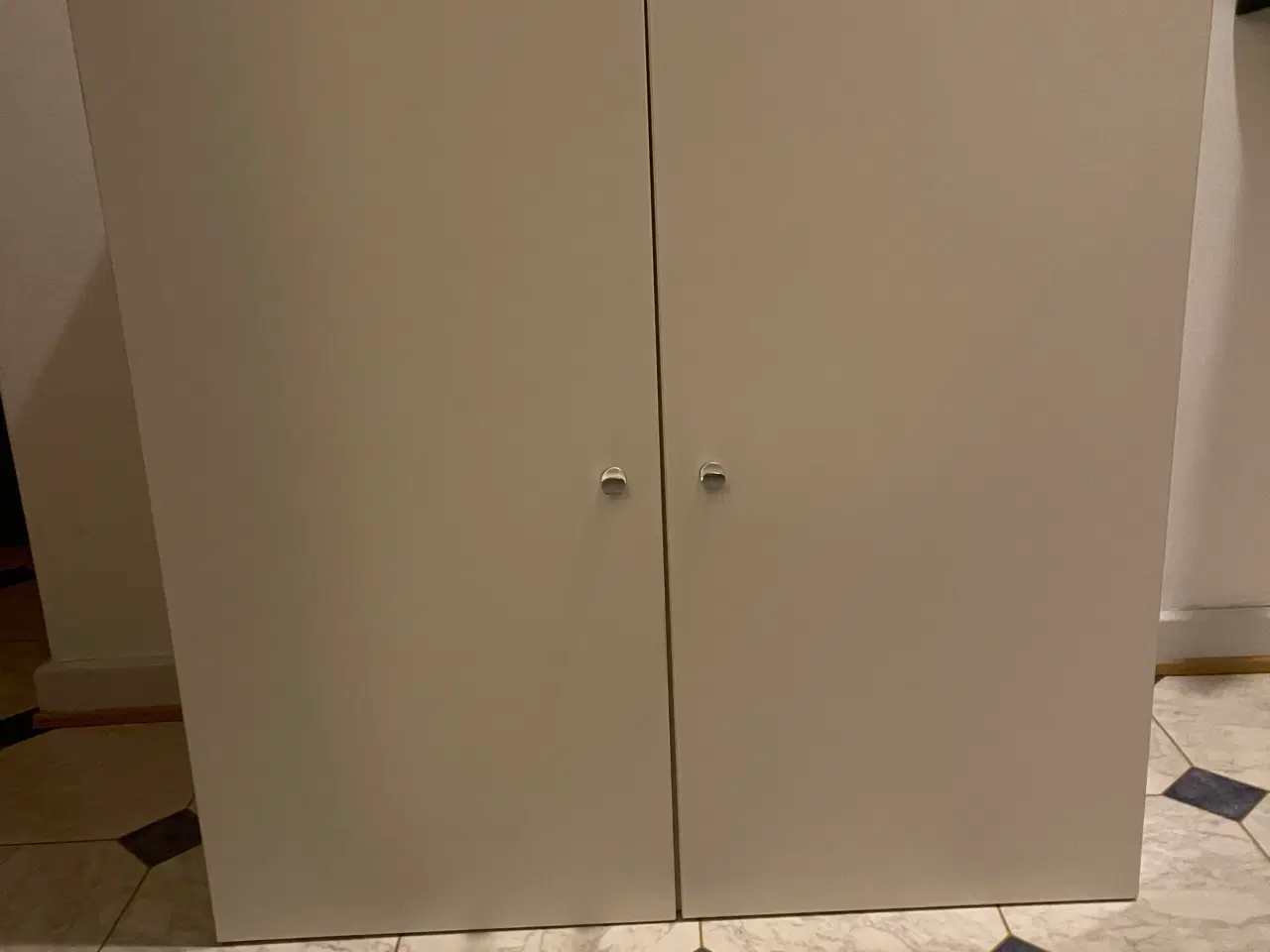 Billede 1 - Skab/ kan også bruges som overskab 