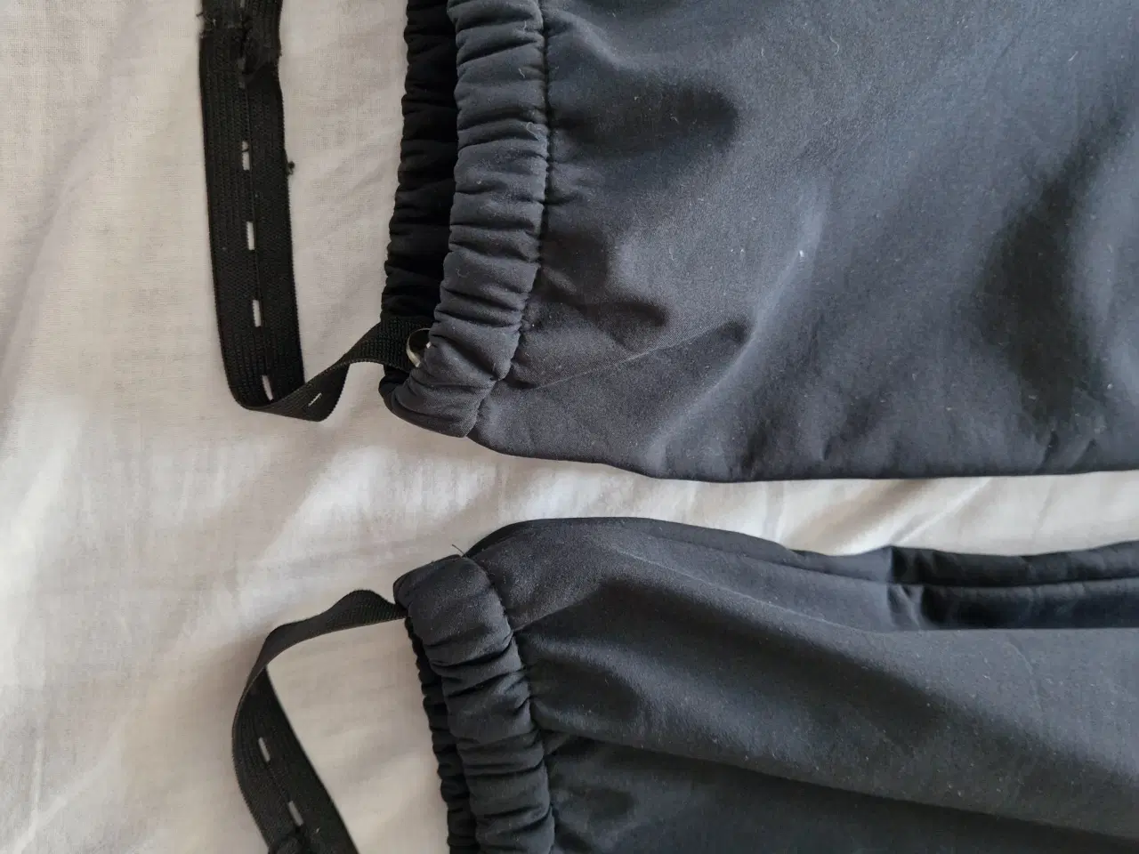 Billede 2 - Softshell bukser str 152
