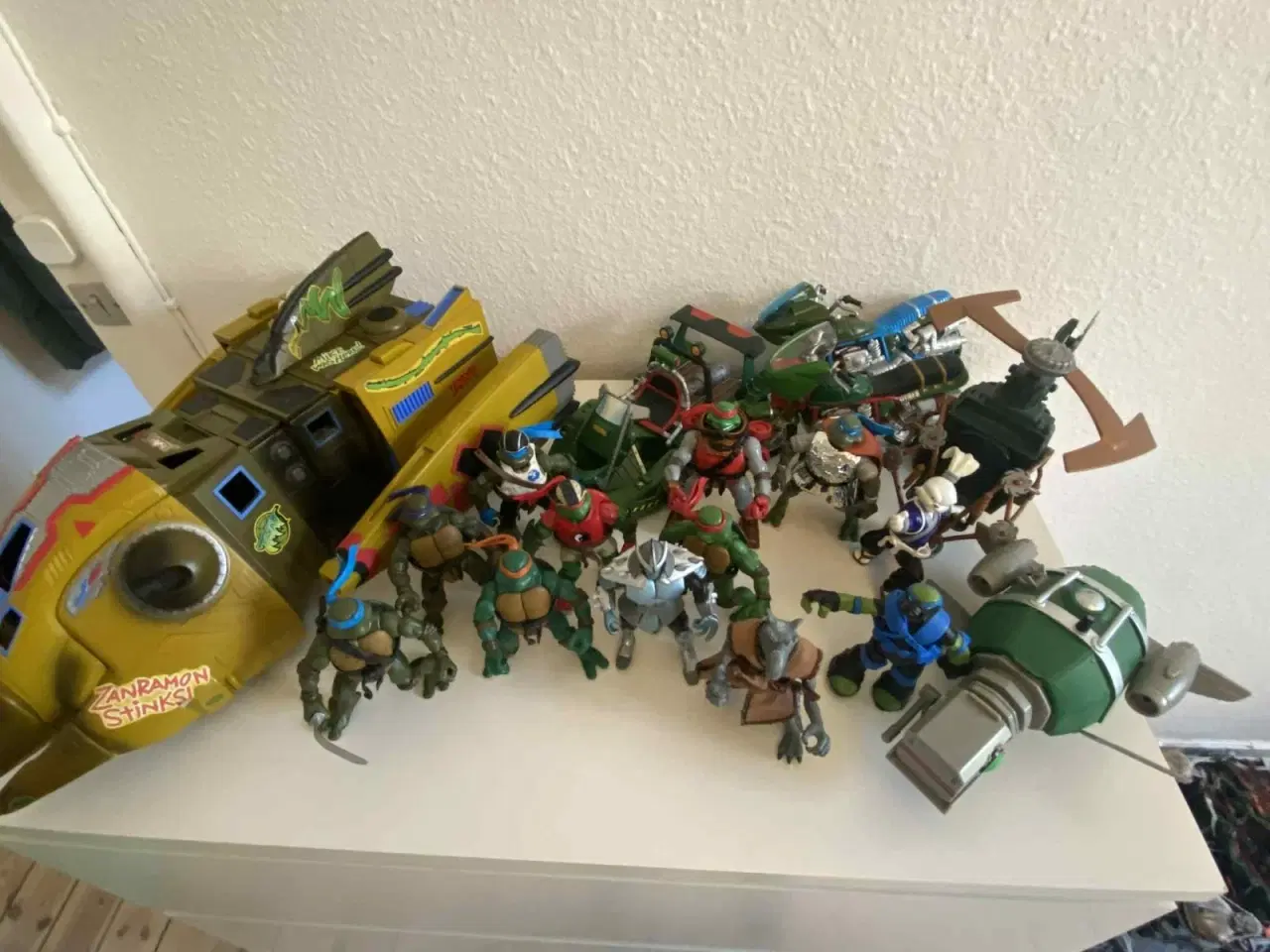 Billede 2 - Teenage Mutant Ninja Turtles LOT Med Køretøjer 