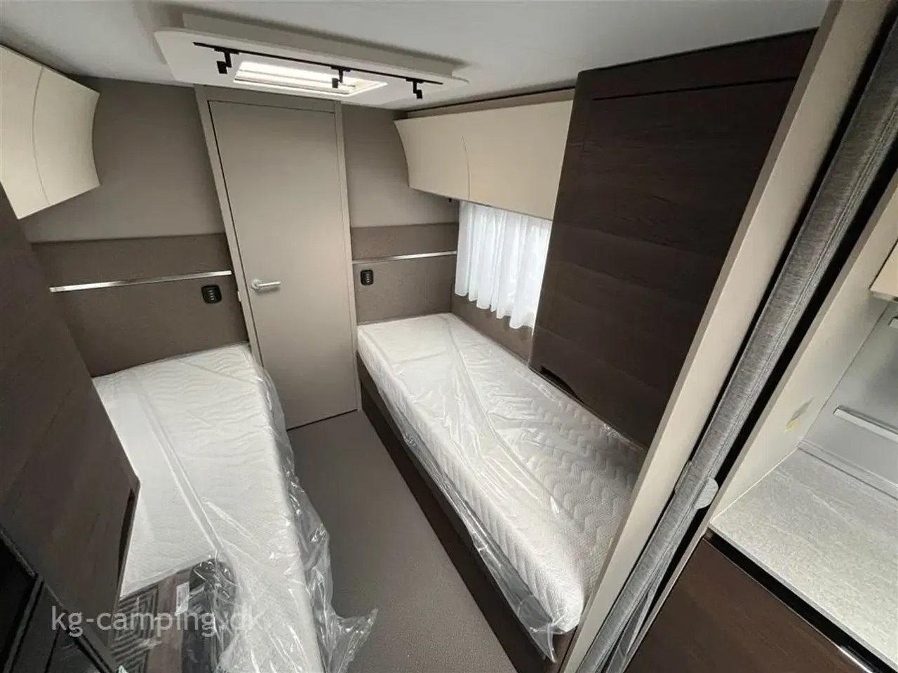 Billede 3 - 2026 - Adria Alpina 613 UT Alde Centralvarme   Lækker enkeltsengs vogn med Alde centralvarme!