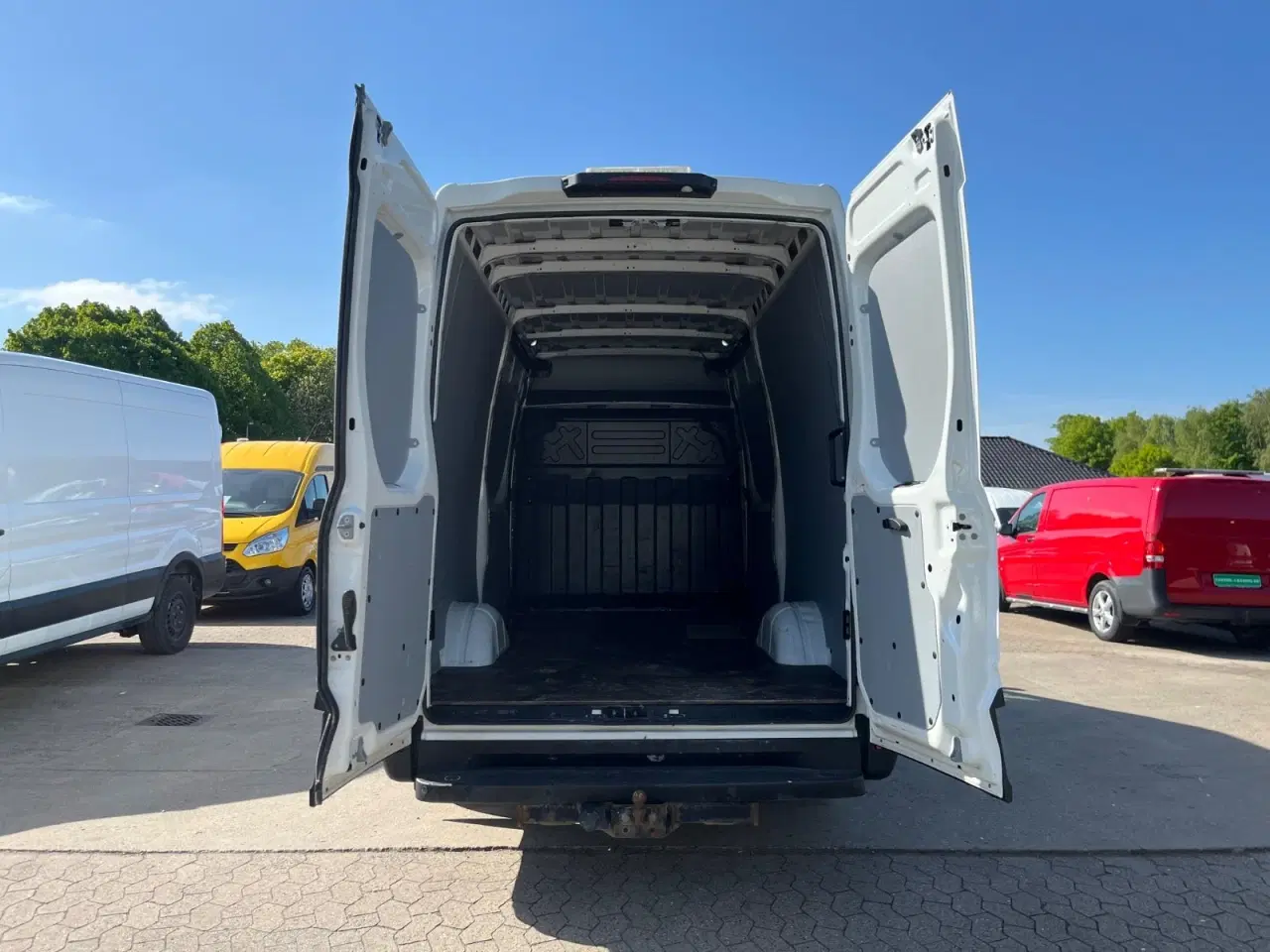 Billede 10 - Iveco Daily 3,0 35S18 16m³ Van AG8