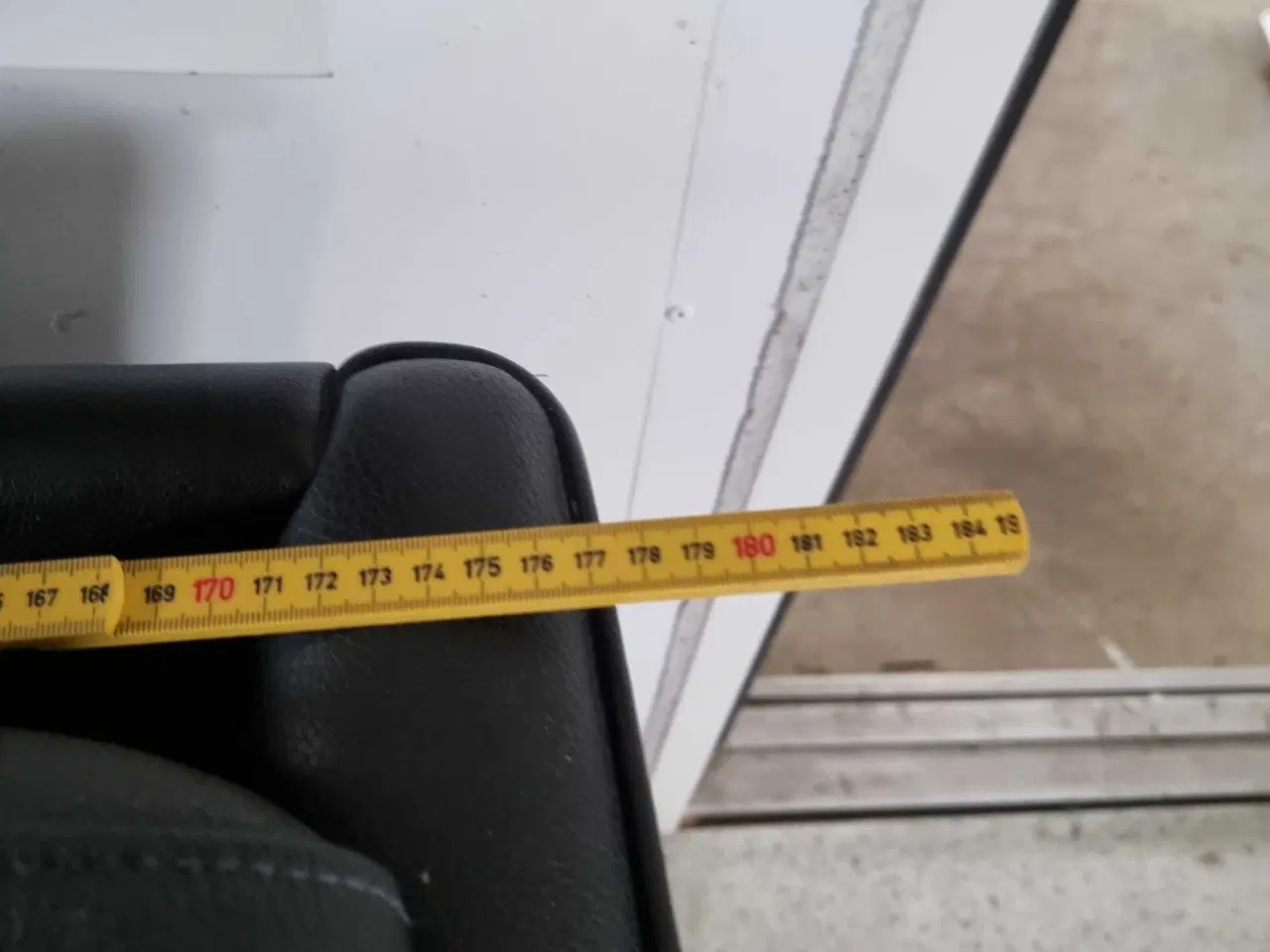 Billede 2 - Sofa sort læder