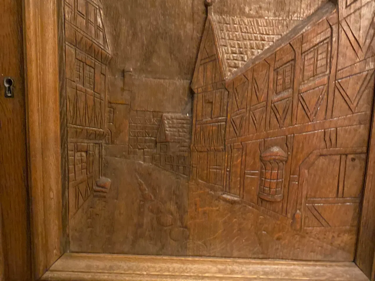 Billede 6 - Dækketøjskab