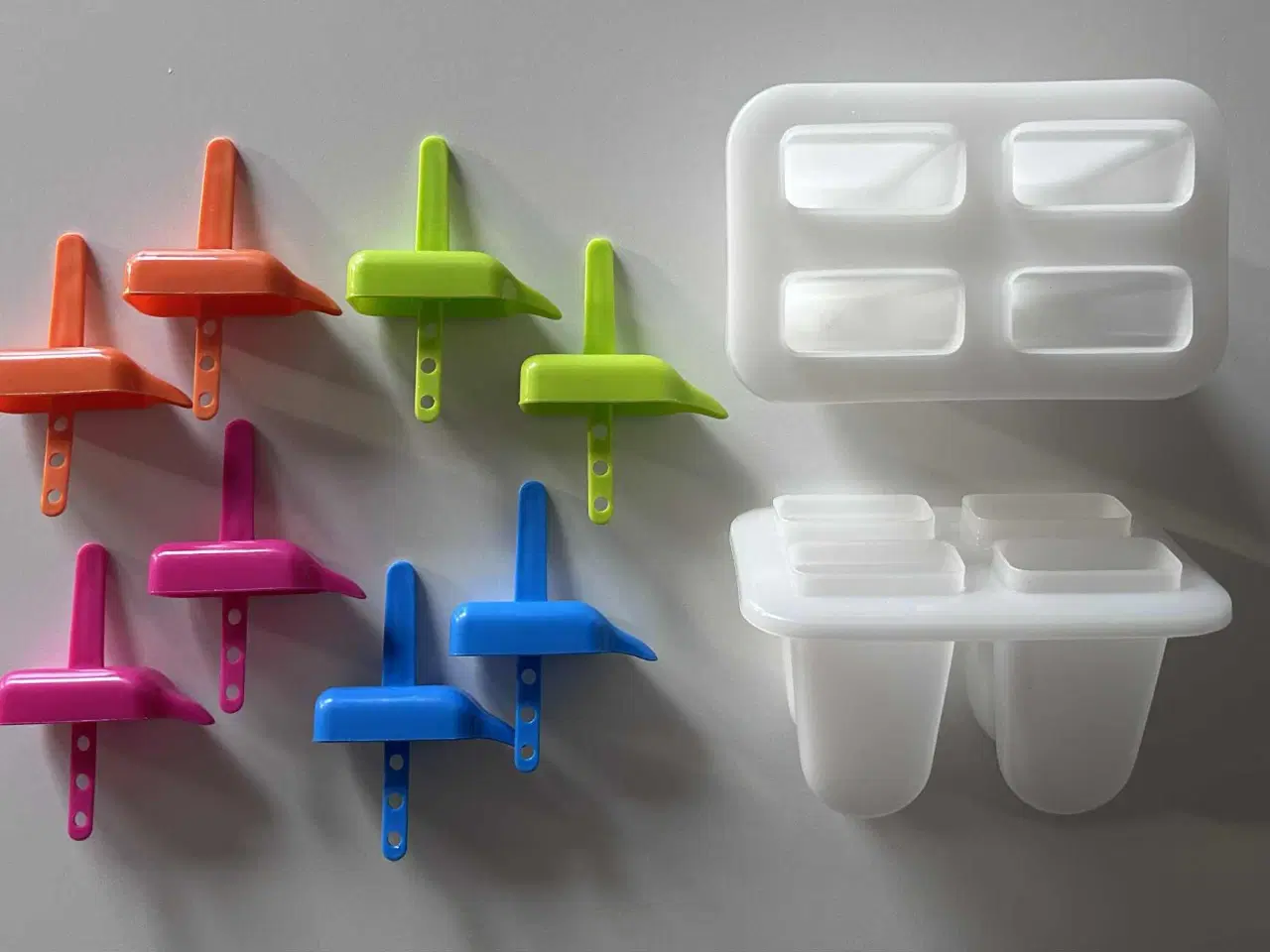 Billede 2 - Lickety Sip forme til hjemmelavet is, 2x 4 stk.