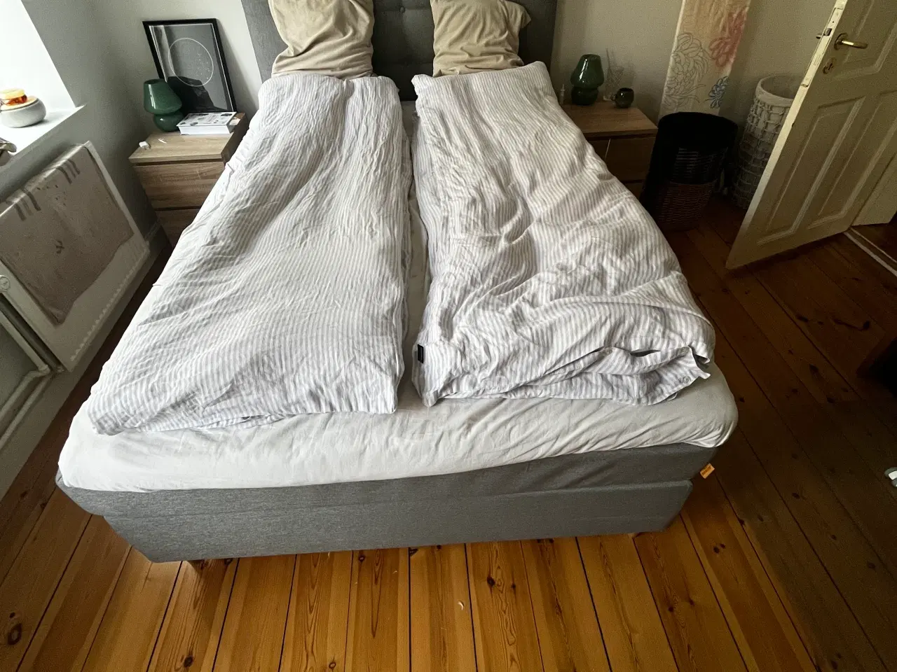 Billede 1 - Kontinentalseng fra jysk 140x200 + sengegavl
