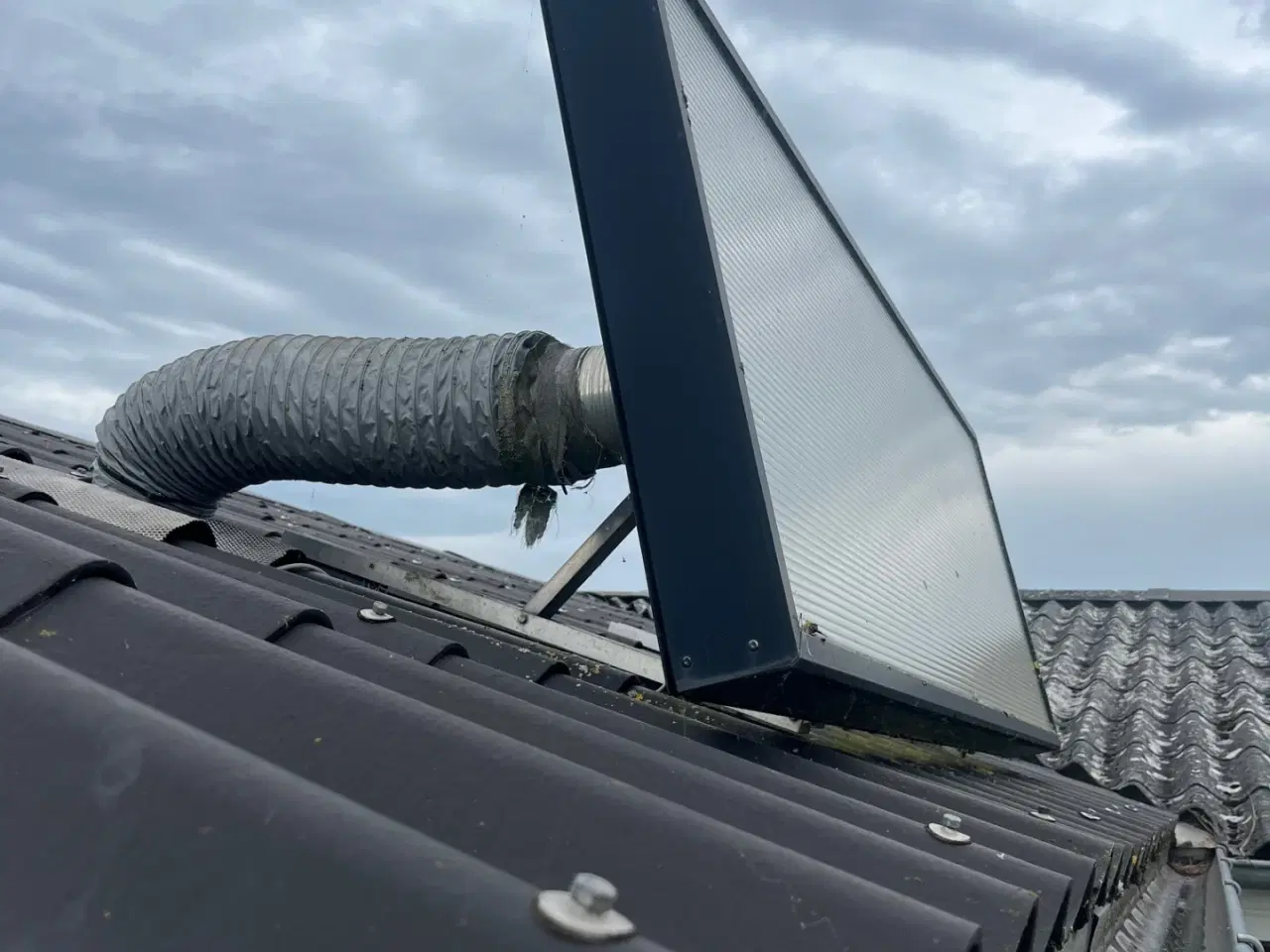 Billede 2 - Solarcenti solseller til ventilation af sommerhus