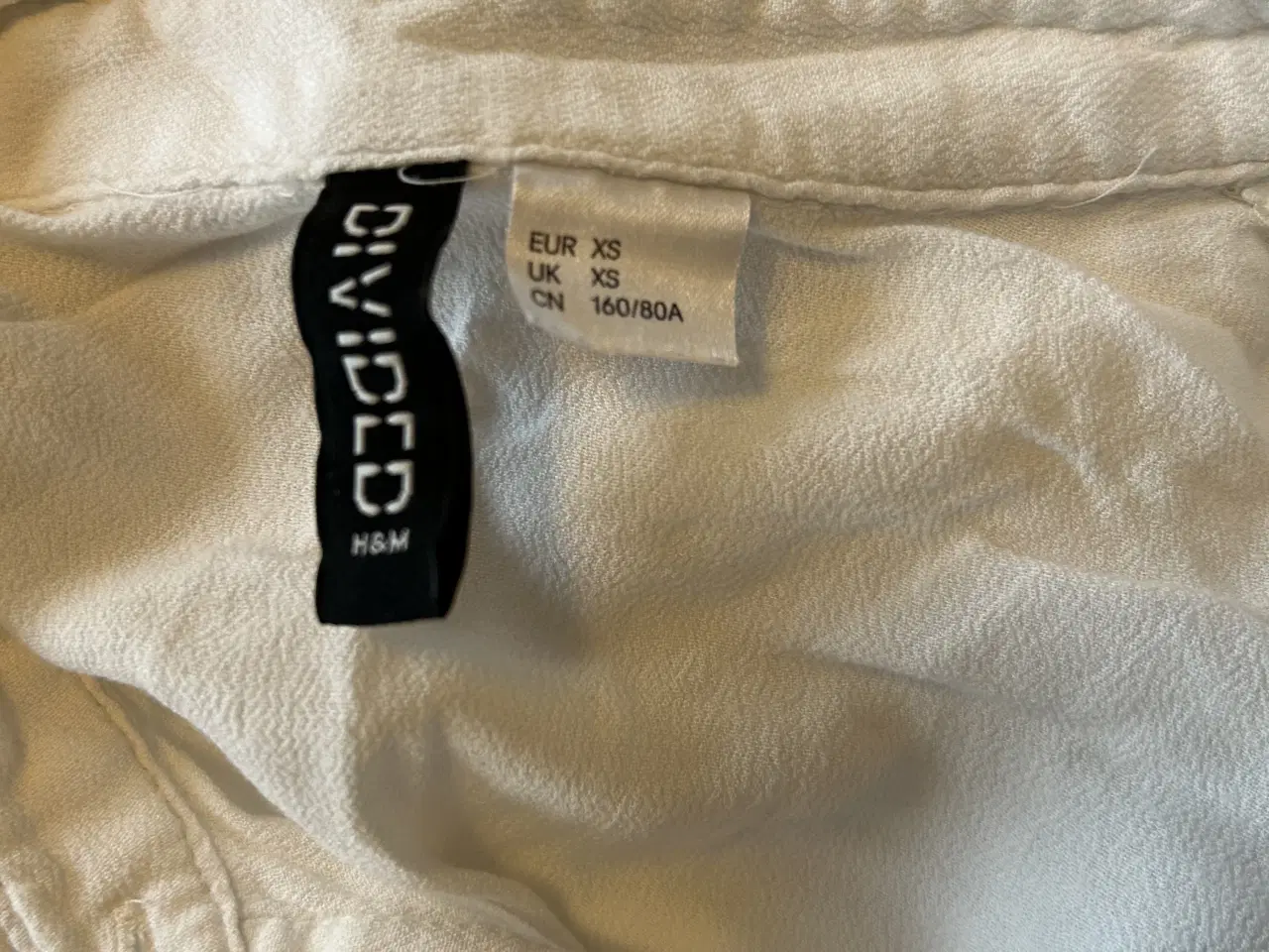 Billede 3 - H&M skjorte