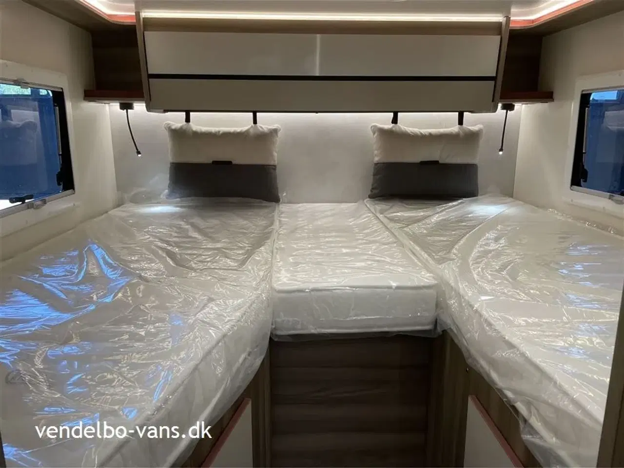 Billede 27 - 2025 - Rollerteam Kronos 281 TL FIT   Enkeltsenge og stor garage - kun 6,69 M lang - kun 2,15 M bred - kun 2,85 M høj