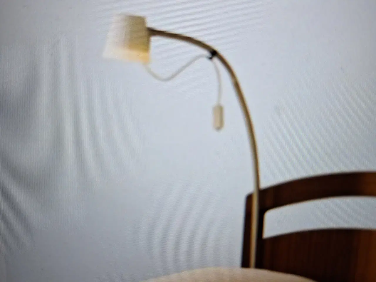 Billede 2 - Magnolia plejeseng latex madras, lampe, greb, bord